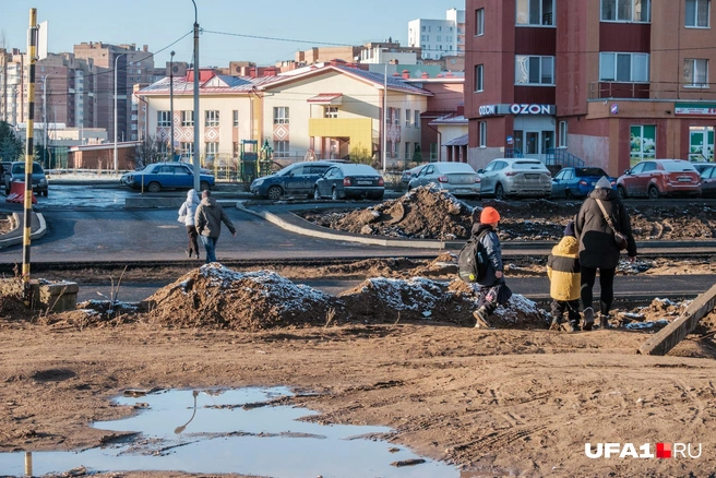 Реалии района, где идет стройка | Источник: Булат Салихов / UFA1.RU