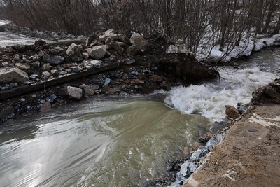 Паводок в Алтайском крае: подтоплены сотни участков