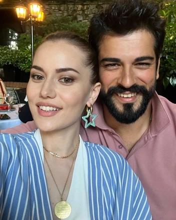Красивая пара | Источник: evcenf / Instagram (экстремистская организация, деятельность запрещена на территории РФ)