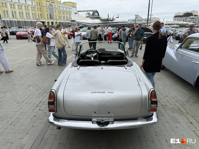 Alfa Romeo 2600 Spider  | Источник: Максим Бутусов / E1.RU