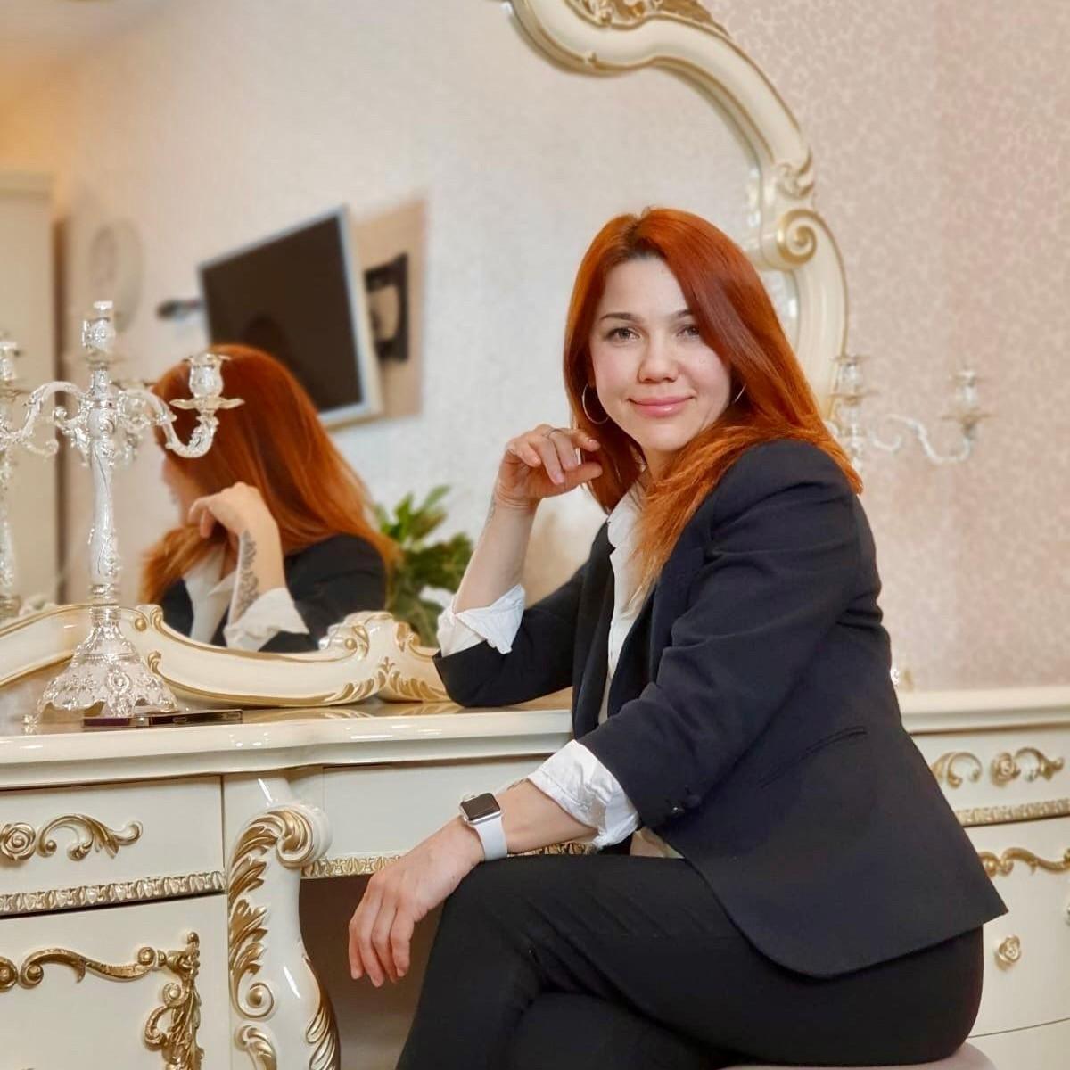 <p>Оксана Сухарникова</p>