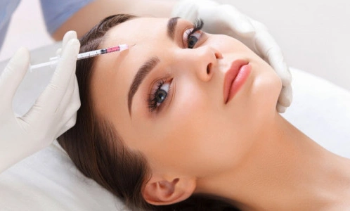 Снять маску и сразить красотой. Почему эстетическая медицина Петербурга переживает золотые времена