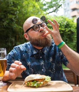 Пользователи Reddit обсудили самые негигиеничные привычки