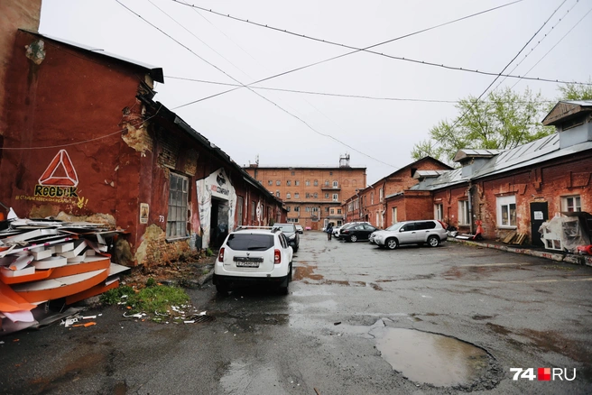 В целом атмосфера здесь&nbsp;— как в окрестностях знаменитого элеватора | Источник: Наталья Лапцевич