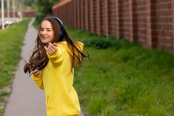 «Синдром счастливой девушки» в ТикТоке: когда чрезмерная мечтательность вредит вам