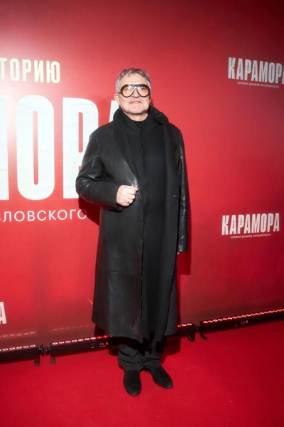 Дмитрий Дибров | www.starhit.ru