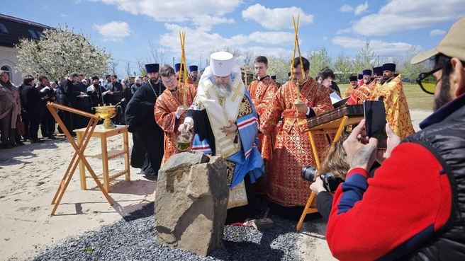 Сейчас работают деревянная часовня и воскресная школа | Источник: Суворовский сейчас / Telegram
