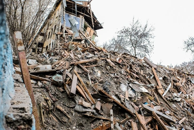 Снос дома на Чкалова, 38 начался после обрушения стены