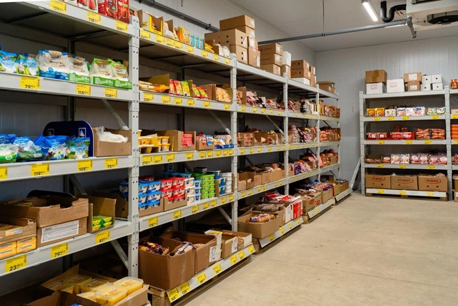 В магазине также можно приобрести мясную, рыбную и молочную продукцию | Источник: ПОБЕДА