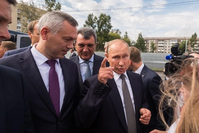 От пиццы до СКИФ: история визитов Путина в Новосибирск