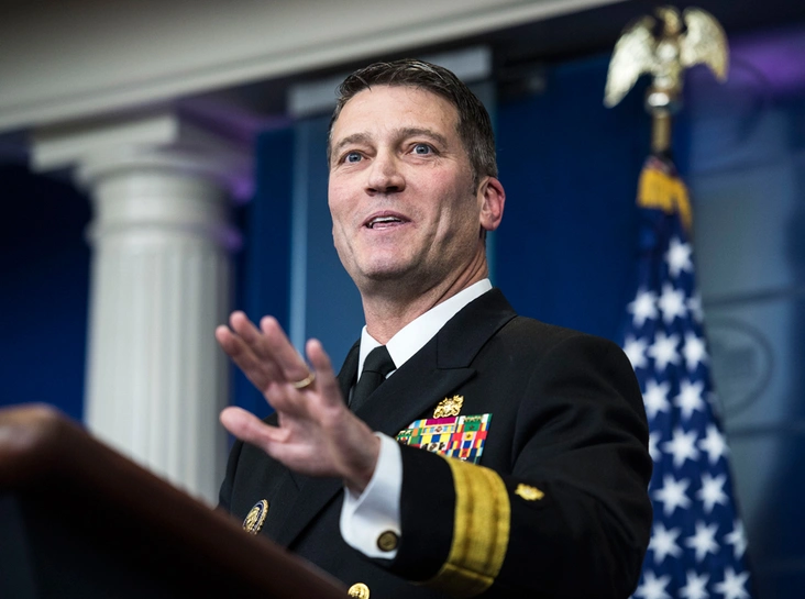 Личный врач Дональда Трампа на пресс-конференции в Белом доме, 16 января 2018 года