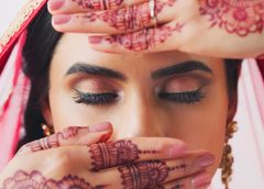 Невеста должна много плакать: как проходит «ночь хны» или девичник по-турецки