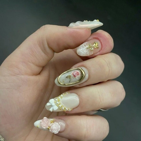 Источник: divinenailstudio