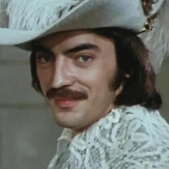 Старшая внучка читает рэп и носит латекс, а сын хочет изменить мир: что известно о наследниках секс-символа СССР Михаила Боярского