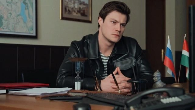 Герой этого сериала распутывает даже самые сложные загадки  | Источник: «Емеля»&nbsp;(16+), 2024 год, режиссер Мирослав Малич