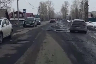 Саруханов раскритиковал дороги в Кемерове