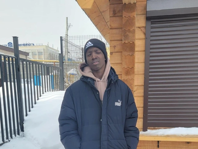 Первый год в Барнауле парень занимался только изучением языка | Источник: Алекс Матуку