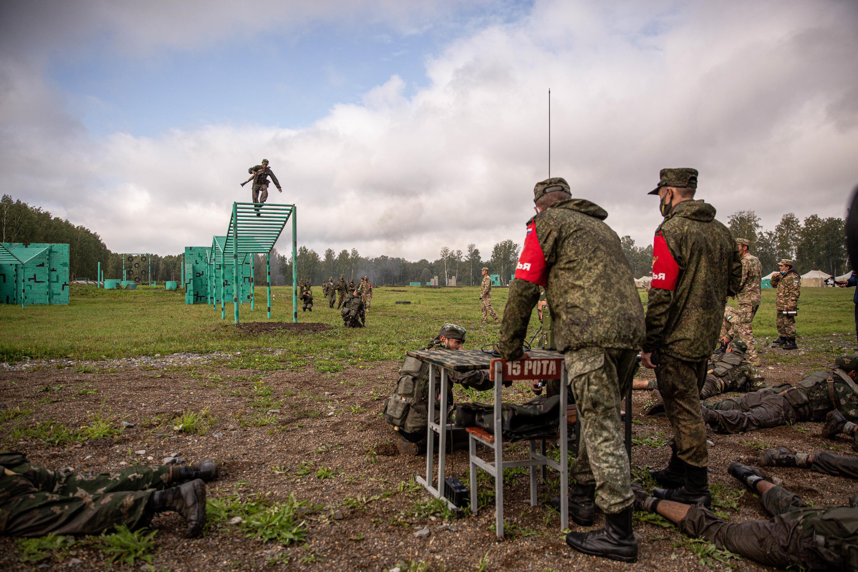 Что гремит в Кольцово под Новосибирском, ночные учения военных в Кольцово  апрель-май 2022 года - 28 апреля 2022 - НГС.ру