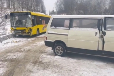 ГИБДД установила причину ДТП автобуса и автомобиля в Ярославле