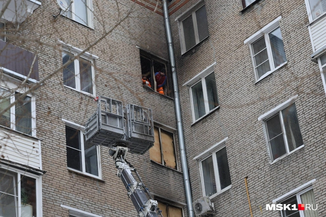 Показываем, что творится у дома на Пресненском валу, где в пожаре пострадали 12 человек | Источник: Артем Устюжанин / MSK1.RU