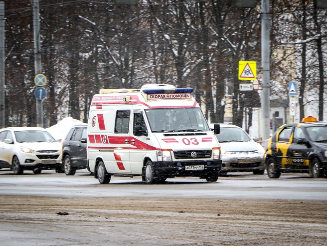 В новогоднюю ночь скорые помощи доставили в больницы 15 детей из Нижнего Новгорода. | Источник: Наталья Бурухина / NN.RU