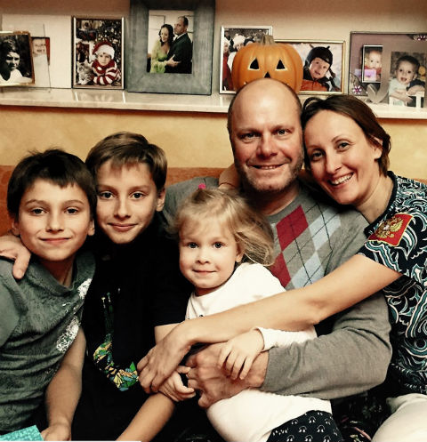Алексей и Амина вместе больше 15 лет. Пара мечтает завести еще детей