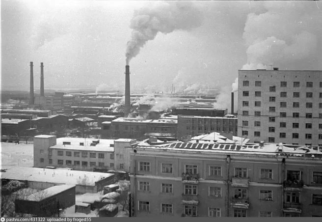 Середина 1980-х — годы расцвета «Сибзавода» | Источник: Троицын М.М. / pastvu.com