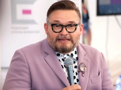 Александр Васильев назвал главную модную ошибку Екатерины Андреевой