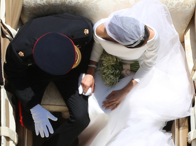 Как был сделан самый известный свадебный снимок принца Гарри и Меган Маркл