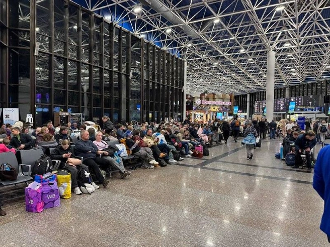 Обслуживание воздушных судов началось в порядке очередности и по мере готовности экипажей. | Источник: пресс-служба аэропорта Сочи