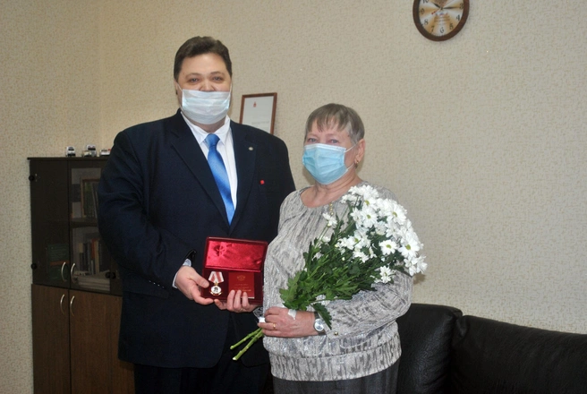 Галина Красногорова трудится на скорой более 40 лет | Источник: Минздрав Пермского края
