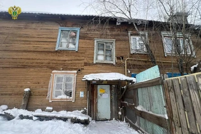 Тело мужчины найдено в уличном туалете на 17-м квартале Якутска