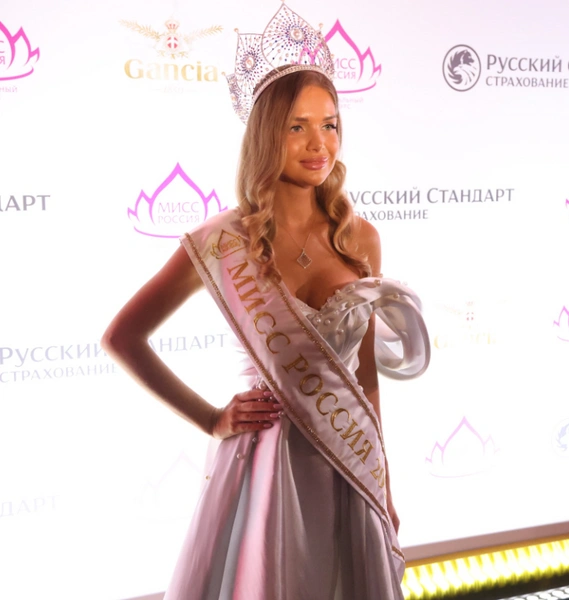 Анастасия Венза | www.starhit.ru