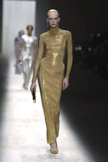 Демна Гвасалия в Gucci: дебют, который расколол мир моды Демна Гвасалия в Gucci: дебют, который расколол мир моды