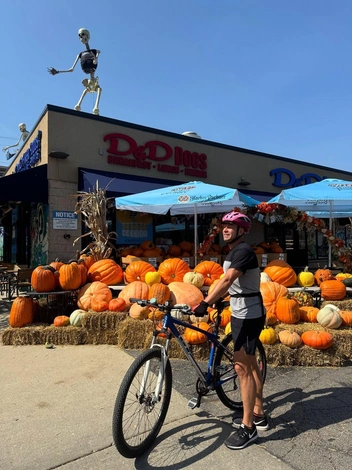 …уважает активный отдых… | Источник: mf_agent / Instagram (экстремистская организация, деятельность запрещена на территории РФ)