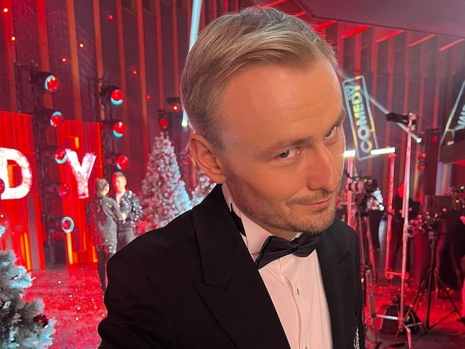 А вот и «жених», стендапер Евгений Синяков | Источник: sinyakov / Instagram (экстремистская организация, деятельность запрещена на территории РФ)