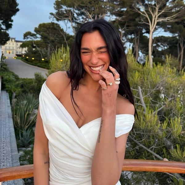Источник: соцсети dualipa