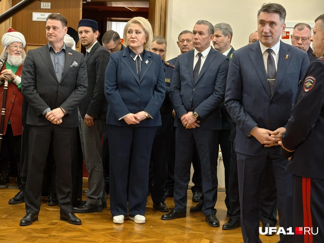 Лилия Гумерова&nbsp;— справа/ слева&nbsp;— Олег Голов, сенаторы Совета Федерации от Башкирии | Источник: Булат Салихов / UFA1.RU