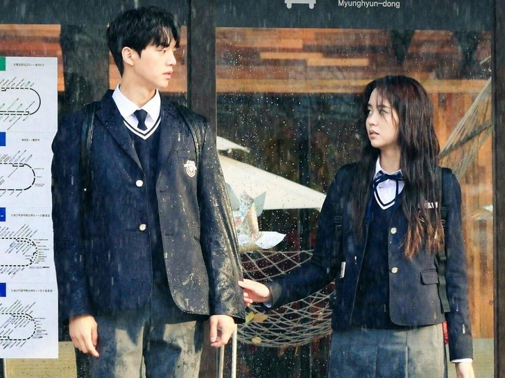 Ким Со Хён и Сон Кан в дораме «Любовный сигнал» | Источник: Кадр из дорамы «Любовный сигнал»