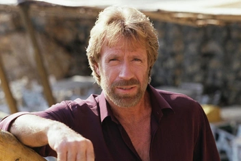 5 культовых фильмов Чака Норриса, которые сформировали поколение миллениалов