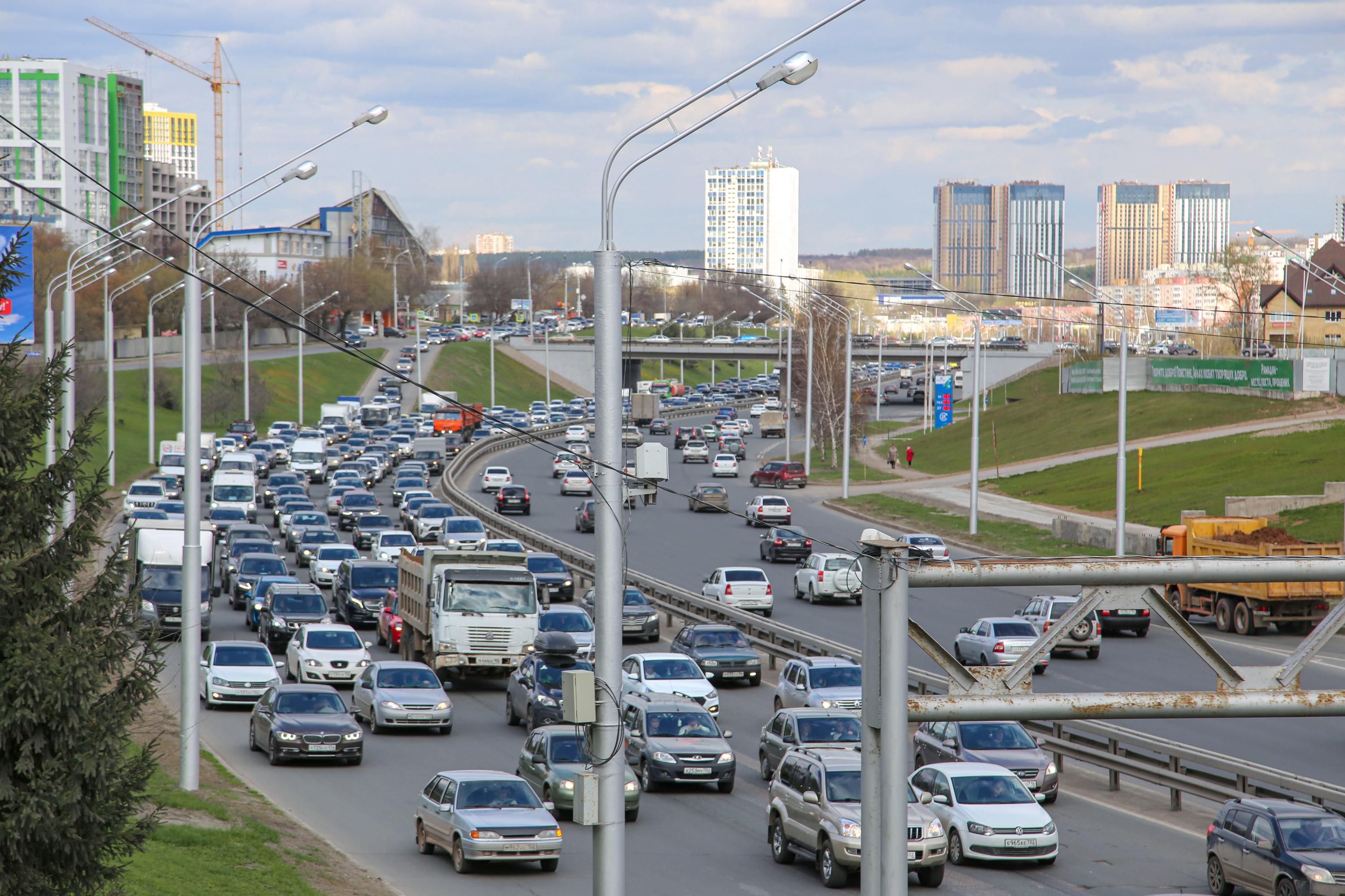 Почему никому не выдали такие красивые госномера, как А003АА702, А004АА702,  А005АА702 - 4 мая 2022 - УФА1.ру