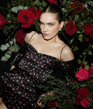 Идеальные коктейльные платья для Нового года — в новой коллекции Roses and Lace