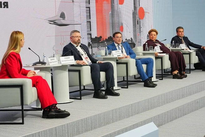 Панельная сессия «Комплексное развитие территорий» прошла в Национальном центре «Россия» | Источник: правительство Архангельской области (предоставлено Группой Аквилон)