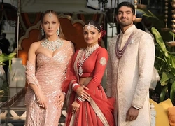 Вторые после семьи Амбани: Индия снова отмечает свадьбу, о которой говорит мир