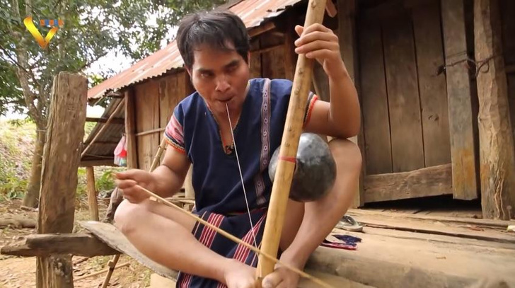 Взгляните на однострунную арфу из Вьетнама: на ней играли 2000 лет назад