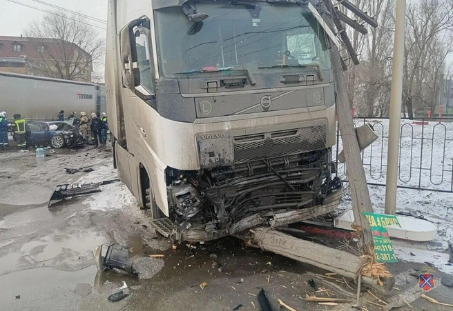 Авария произошла днем 28 декабря | Источник: ГУ МВД России по Волгоградской области