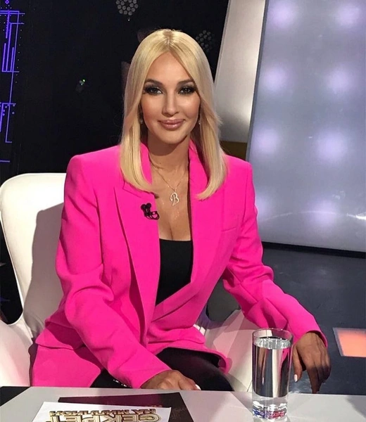 После удаления имплантов у Леры Кудрявцевой поднялась самооценка | woman.ru