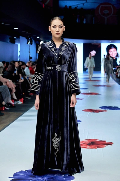 Kazakhstan Fashion Week. Бренд Assem Meiram