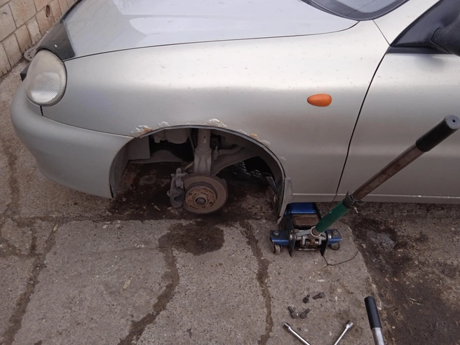 Ульяновские автолюбители начали переходить на зимние шины | Источник: Дмитрий Сильнов / 173. RU