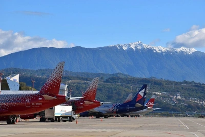 Сочи: из-за непогоды рейсы ушли на запасные аэродромы